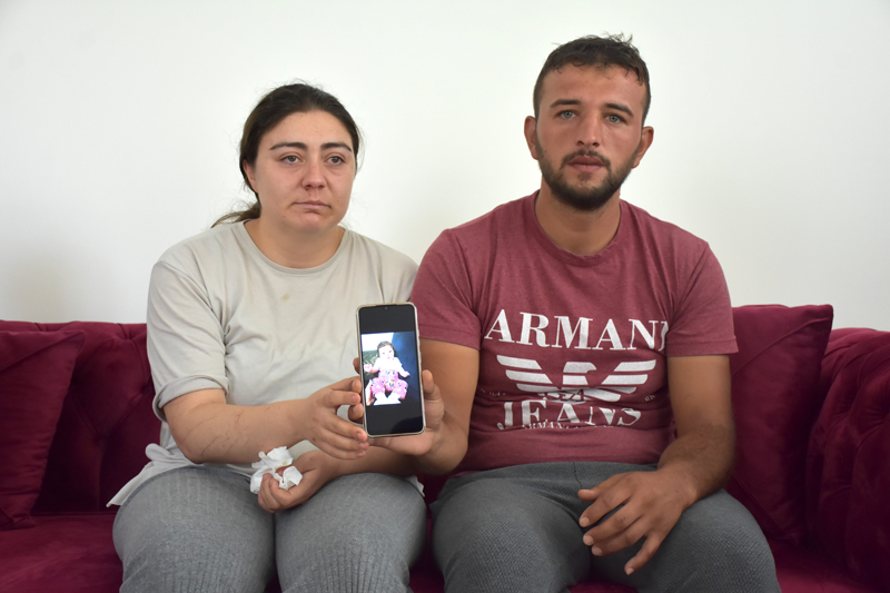 <p><b>AKSARAY'DA SELDE KAYBOLAN ASEL BEBEN ALES YAANANLARI ANLATTI</b></p><p>Nazif Balcan, AA muhabirine 3 Austos Pazar akam ei ve 3 aylk kzlar Asel Balcan ile memleketleri Gzelyurt ilesinden Aksaray merkezdeki evlerine dnerken yolda yamura yakalandklarn dile getirdi.</p>