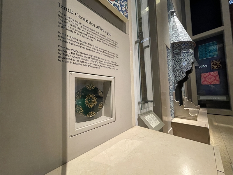 <p>T�rkiye'nin de British Museum'daki kay�p ve �al�nt� haberleri �zerine burada sergilenen eserlerin durumunu ��renmeye y�nelik giri�imlerinin ard�ndan AA muhabiri, �ngiltere m�zelerinde sergilenen Anadolu ve Osmanl� eserlerine ili�kin g�ncel bilgileri derledi.</p>