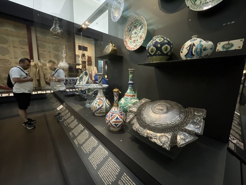 <p>T�rkiye d���nda �in de British Museum'daki Shang, Zhou, Wei ve Jin gibi hanedanlara ait yakla��k 23 bin eseri resmi yaz�yla talep etti.</p>