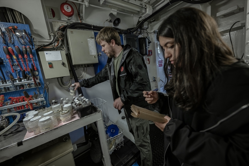 <p>Karahalil, Arktik blgede zellikle denizcilik alannda eitli gelimelerin olduunu, turizm ve balklk faaliyetlerinde art yaandn dile getirdi.</p>