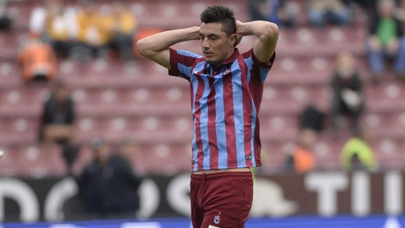 <p>scar Cardozo</p><p>Transfer Olduu Yl: 2014 </p><p>Geldii Takm: Benfica</p><p>Bonservis Bedeli: 5 milyon euro</p>