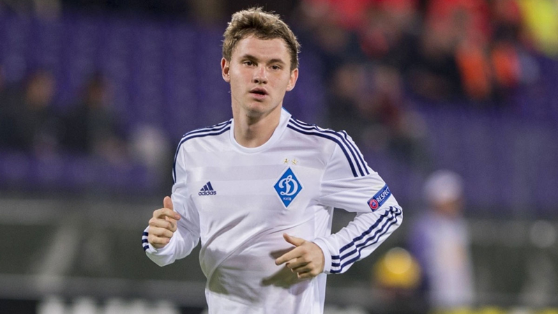 <p>Yuriy Kalitvintsev</p><p>Transfer Olduu Yl: 1998</p><p>Geldii Takm: Dinamo Kiev</p><p>Bonservis Bedeli: 4. 5 milyon euro</p>