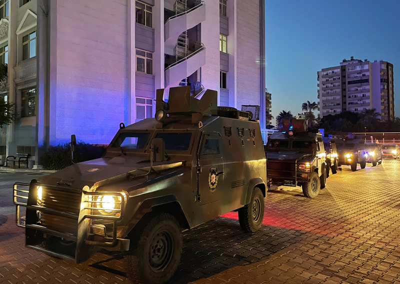 <p>Operasyonda 4 zanlı yakalandı, aramalarda ele geçirilen doküman ve dijital malzemeler incelemeye alındı.</p>