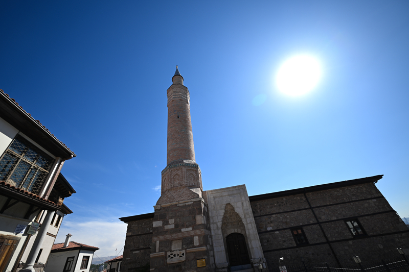 <p>Bylece Trkiye, UNESCO Dnya Miras Listesi'ne 21'inci kltr varln kaydettirmi oldu.</p>