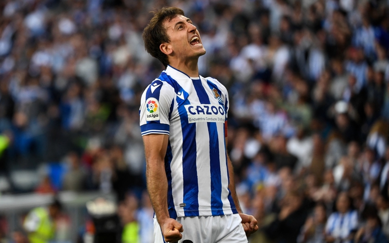 <p>6. Mikel Oyarzabal</p><p>Mevki: Sol Kanat</p><p>Takımı: Real Sociedad</p><p>Güncel Piyasa Değeri: 40 milyon euro</p><p>Fark: -20 milyon euro</p>