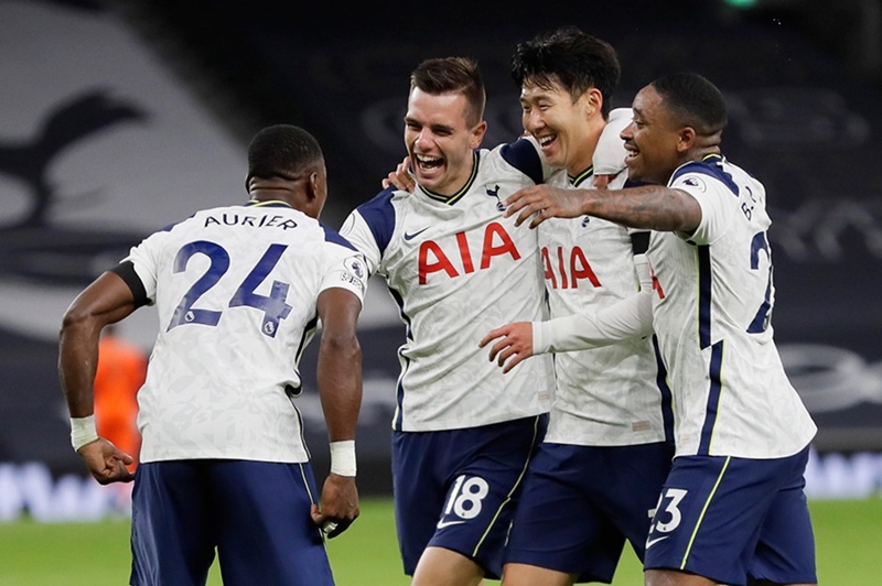 <p>9- Tottenham</p><p><br></p><p>Diğer bir İngiliz ekibi okan Tottenham da hiç yenilmeyerek 17 puan topladı </p>