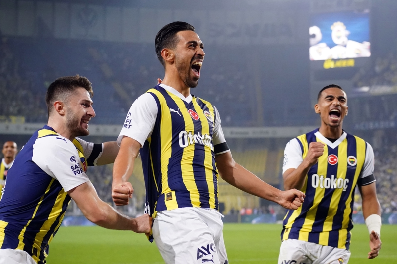 <p><b>İRFAN CAN'IN HEDEFİ</b></p><p>Bu sezon Süper Lig'deki beşinci golünü Pendikspor filelerine gönderen İrfan Can Kahveci, kariyerinde en fazla gol attığı sezona ulaşmak için sahaya çıkıyor (5; 2014/15 ile birlikte).</p>