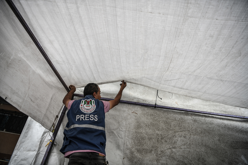 <p>Uluslararas Kzlha Komitesi (ICRC), Gazze'de sivillerin gneye gei srecindeki tehlikeler nedeniyle olduka endieli olduklarn duyurdu.</p>