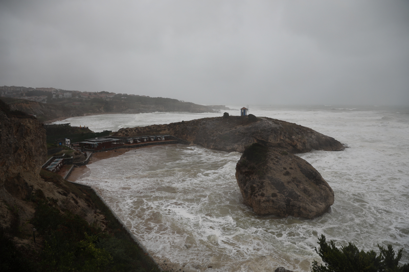 <p>�stanbul'da etkili olan sa�anak ya��� ve f�rt�na �ile il�esinde de etkili oldu.</p>