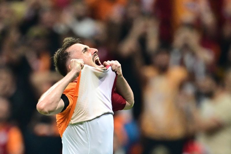 <p>Ancak Kerem, bu bölgede istenilen etkiyi henüz gösteremedi.</p>