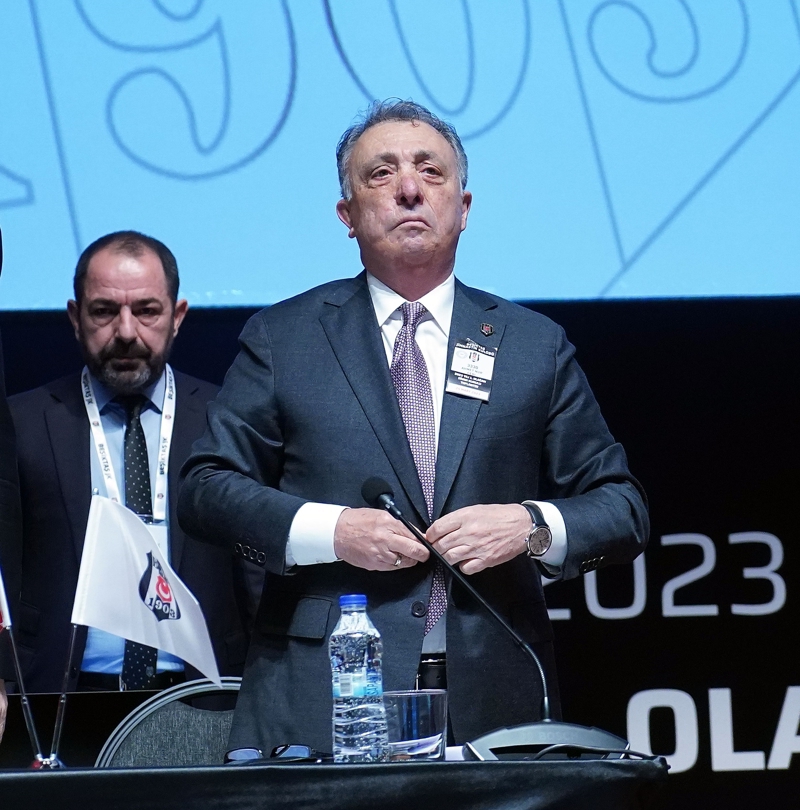 <p>'Fikret Orman ile ilgili hamlelerimiz, camia tarafından bize verilen görevlerdir. Bu benim yasal sorumluluğum. Ben bu olaya müdahale etmiyorum, açılan dava 13. Benimle ilgili açılmış bir dava var, gittim bedelini ödedim. Bu davaların 5'inde zaman aşımından kazanmış. Sorulduğunda 'Ben bu davaları kazandım' diyor. Algı yaratmayacaksınız haklı çıkmış gibi.'</p>