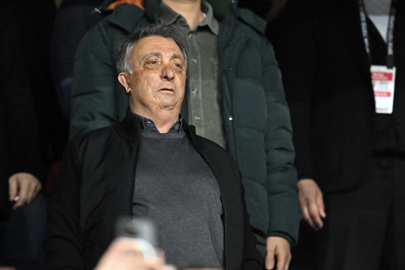 <p><b>'PARA KAPTIRILMIŞ'</b></p><p><br></p><p>'11 tane tapudan bahsediliyor. Nerede bu tapular, ben tapu falan görmedim. Para kaptırılmış, biz 1 sene adama yalvardık gittik paralarımızı tahsil ettik. Para gelince de direkt olarak borçlarımıza gitti.'</p>