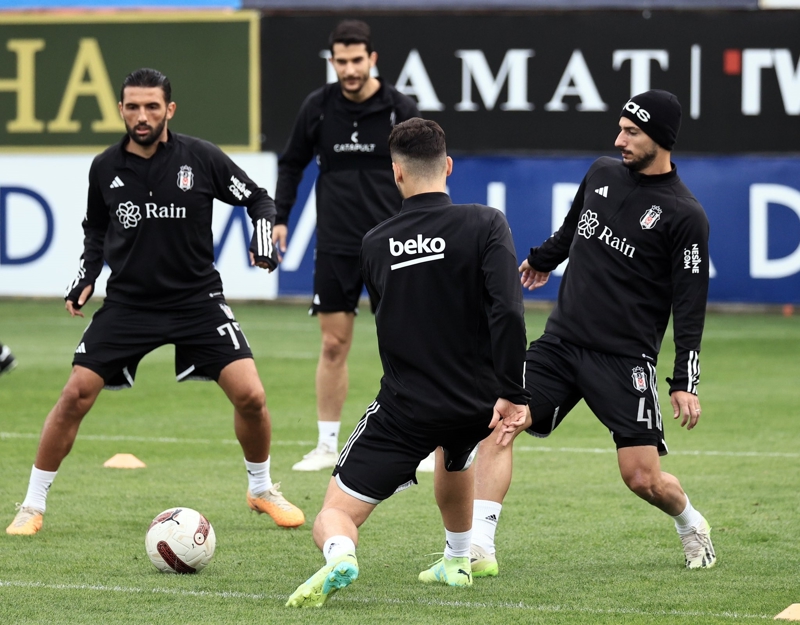 <p><b>BR KEZ ST STE 2 KERE YENLD</b></p><p>Samsunspor'a rakip olduu son Sper Lig man 1-0 kaybeden Beikta (Nisan 2012), bu rekabet tarihinde sadece bir kez st ste iki malubiyet yaad (Mays 1975-Aralk 1976).</p>