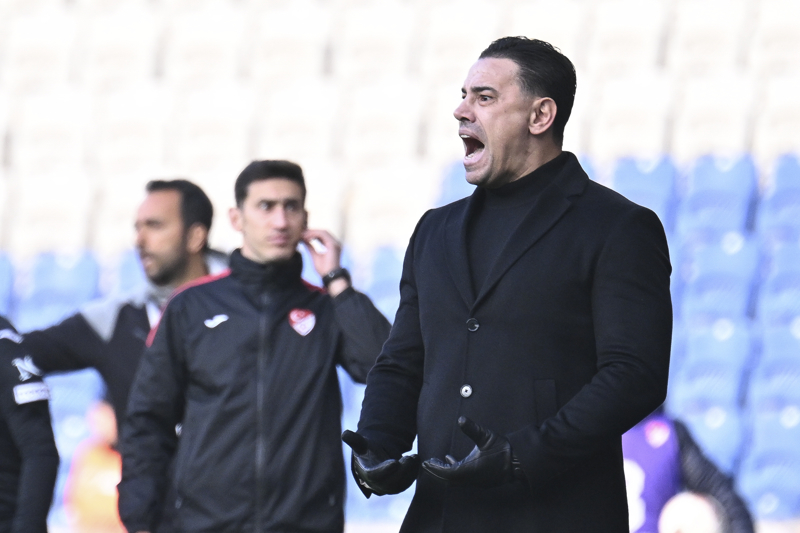 <p>ada Atan- Recep Uar (Kayserispor)</p>