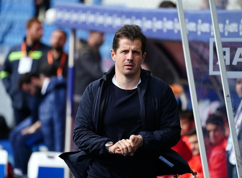 <p>Emre Belzolu - ada Atan (Baakehir)</p>