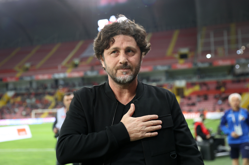 <p>Fatih Tekke - Hakan Yakn (stanbulspor)</p>