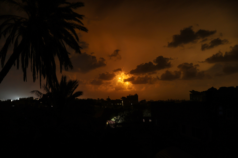 <p>İsrail'in Gazze'de ibadethaneleri hedef alması sonucu, 110 caminin tamamen yıkıldığı, 196'sının zarar gördüğü, 3 kilisenin de yıkıldığı kaydedildi.</p>