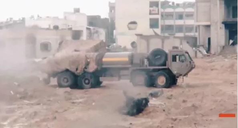 <p><b>İSRAİL ASKERLERİNE GAZZE'Yİ DAR ETTİLER</b></p><p>Hamas güçleri, İsrail askerlerini vurduğu yeni görüntülerde işgalcilerin Han Yunus'ta rezil olduğu görüldü.</p>