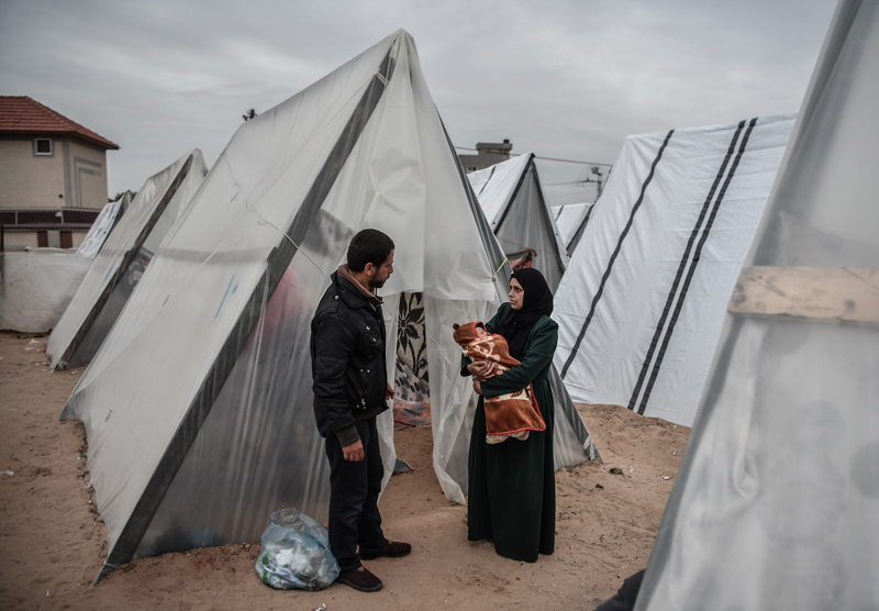 <p>A��klamada, �srail'in 140 sa�l�k kurulu�unu hedef ald���, 53 sa�l�k merkezi ile 23 hastaneyi hizmet d��� b�rakt��� ve 102 ambulans� kullan�lmaz hale getirdi�i belirtildi.</p>