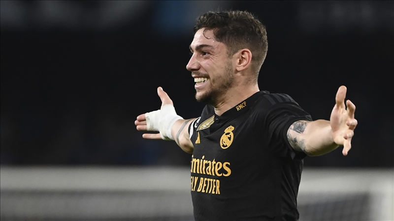 <p>15- FEDERİCO VALVERDE (REAL MADRİD)</p><p>Piyasa değeri: 100 milyon euro</p>