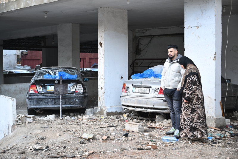 <p><b>- ARURİ SUİKASTI</b><br></p><p>Hamas'ın Siyasi Büro Başkan Yardımcısı Salih el-Aruri ve beraberindeki 6 kişi, İsrail'in insansız hava aracı ile düzenlediği saldırıda Beyrut'ta 'Hizbullah'ın kalesi' olarak tabir edilen 'Dahiye'de öldürülmüştü.<b><br></b></p>