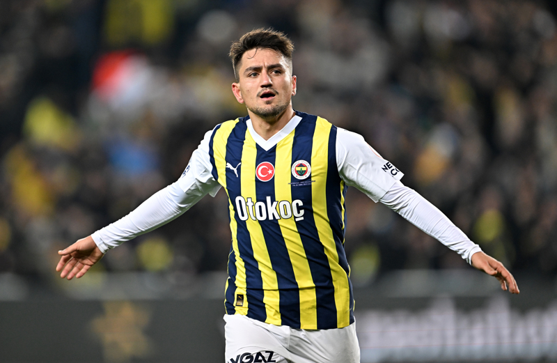 <p><b>EN SIK GOL KATKISI CENGZ NDER'DEN</b></p><p>Opta'nn detayl veriye sahip olduu 2014/15 sezonundan bu yana Sper Lig?de Fenerbahe formasyla 2+ golde pay bulunan oyuncular arasnda en sk skor katksnda bulunan isim, sahada kald her 60 dakikada bir skora etki eden Cengiz nder (539 dakika; 7 gol & 2 asist).</p>