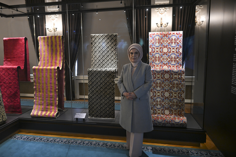 <p>Ankara'nn tarihi yaplarndan Ankara Palas Mzesi yarn kaplarn ziyaretilerine aacak.</p>