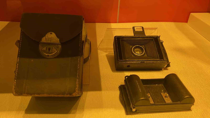 <p> Ayn yl 28 Mays'ta yeniden Gelibolu zerinden Kolordu Kurmay Bakan olarak cepheye hareket eden Alganer, 15 Austos'ta, 1'nci Kolordu Kurmay Bakan sfatyla Kumkale civarndaki Asya Grubu'nda grev ald. </p>