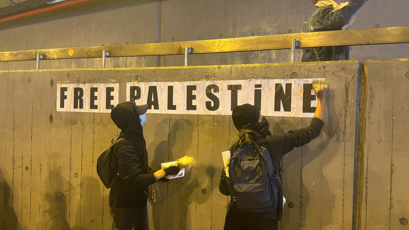 <p>Polisin youn gvenlik nlemleri altnda gerekletirilen gsteri yaklak 3 saat srd.</p>