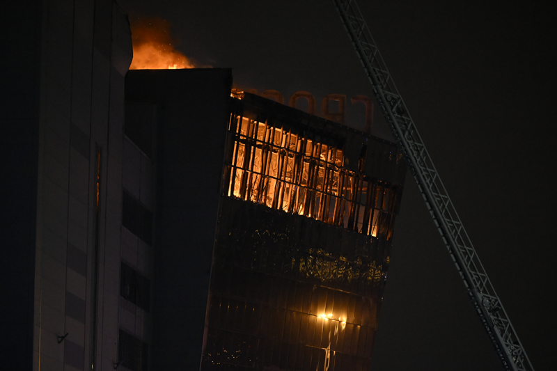 <p>Çekya'nın Moskova Büyükelçiliği de 'aşırılıkçı grupların olası saldırılarına ilişkin ortaya çıkan raporlar nedeniyle' Rusya'daki vatandaşlarının dikkatli olmasını istemişti.</p>