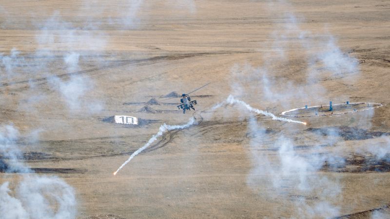 <p>3. Ordu Komutanı Korgeneral Veli Tarakcı, seçkin gözlemci günündeki tatbikatın ardından yaptığı konuşmada, başarılı bir şekilde görevlerin icra edildiğini söyledi.</p>