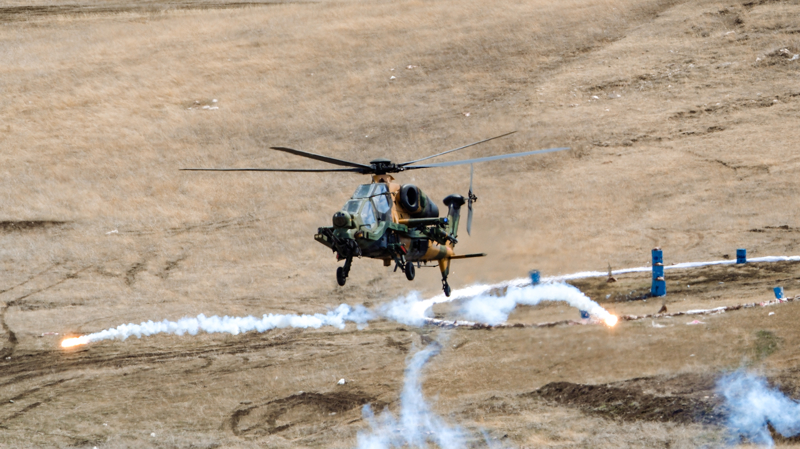 <p>'Bu coğrafyada hayatta kalabilmek ve başarılı olmak, caydırıcı bir güç olmayı, mevcut harp silah ve araçlarını etkinlikle kullanan bireyler yetiştirmeyi ve belirsizlik ortamı ile çok çabuk değişen koşullarla süratli ve doğru karar alabilen liderlere sahip olmayı gerektirmektedir. </p>