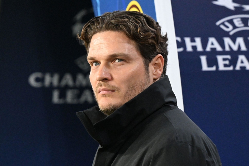 <p><b>BEŞİKTAŞ'I YAKINDAN TANIYOR</b></p><p>Beşiktaş'ta Slaven Bilic döneminde yardımcı antrenörlük yapan Alman teknik adam, daha önce birçok kez siyah beyazlılarla anılmıştı.</p>
