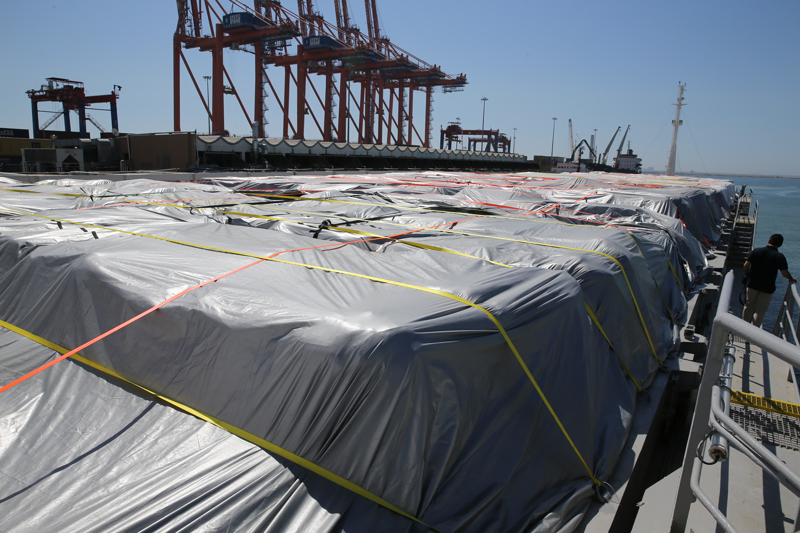 <p>Türk Kızılay ile AFAD işbirliğinde bugünü kadar 13 uçak ve 8 gemiyle toplamda 39 bin 697 ton çeşitli insani yardım malzemesi Gazze'ye gönderildi.</p>