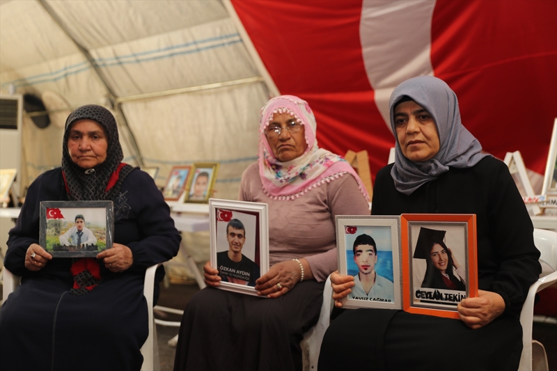 <p>Evladı yanında olmadığı için önemli günlerin kendisi için bir anlam ifade etmediğini anlatan Uslu, şöyle konuştu:</p>