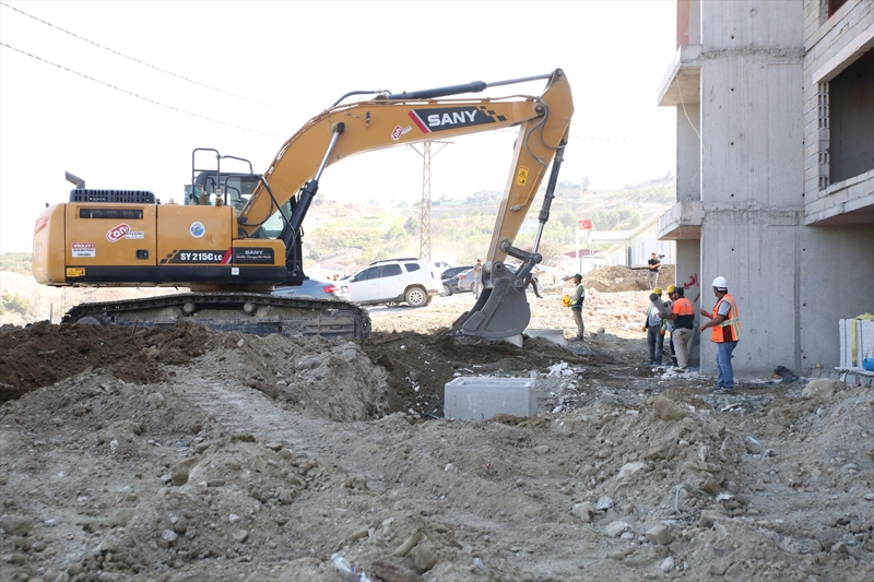 <p>Hatay Valisi Mustafa Masatlı, AA muhabirine, Kisecik Mahallesi'nin şehre yakın konumuyla öne çıktığını söyledi.</p>