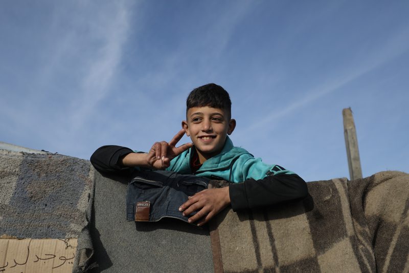 <p>Gazze'deki hükümet, daha önce yaptığı açıklamada, ateşkesin yürürlüğe girmesiyle birlikte yapılacak çalışmalar ve insani yardımlara ilişkin planların hazır olduğunu duyurmuştu.</p>