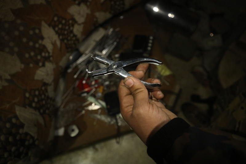 <p>Hu�en, tutuklamalar�n keyfi oldu�unu vurgulayarak, 'Su�la ilgisi olup olmaman�z �nemli de�ildi, onlar�n amac� sadece tutuklu say�s�n� art�r�p, subaylara 'T�m g�stericileri yakalad�m' diyebilmekti.' dedi.</p>