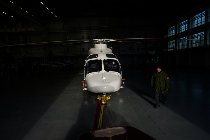 <p>Jandarma Havac�l�k U�u� Akademisinde g�rev yapan Jandarma Pilot Binba�� �nal �nanl� ise yurdun her yerindeki g�revlerde G�kbey'in etkin bir �ekilde rol alaca��n� dile getirdi.</p>