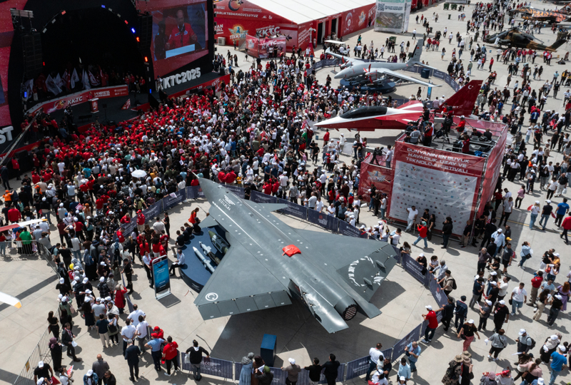 <p>Festival, KKTC Cumhurbaşkanlığı himayelerinde, Türkiye Teknoloji Takımı Vakfı ile Sanayi ve Teknoloji Bakanlığı ana yürütücülüğünde 132 paydaş kurumla eski Ercan Havalimanı'nda gerçekleştiriliyor.</p>
