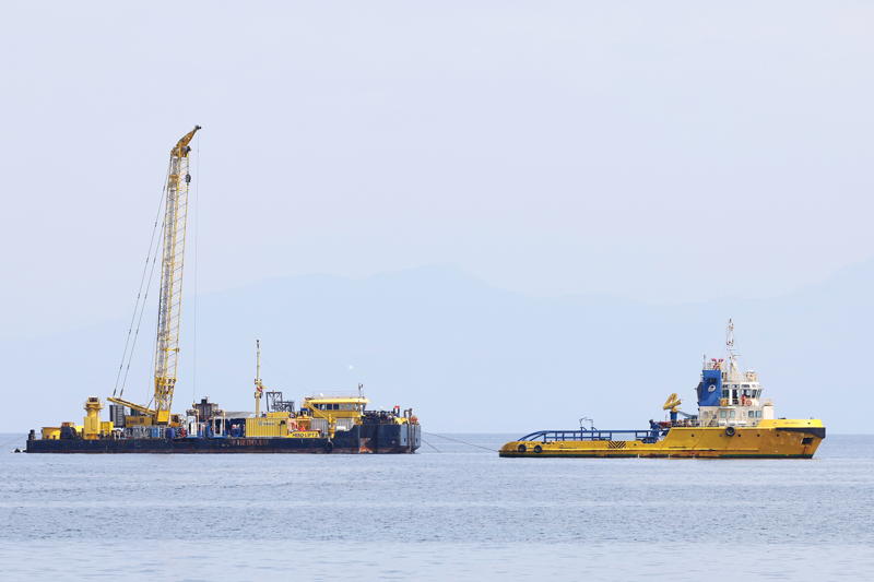 <p><b>LÜKS YAT "BAYESİAN"IN BATMASI</b></p><p><b><br></b></p><p>İtalya'nın Palermo kentinin 20 kilometre doğusundaki Porticello kasabası açıklarında demirli "Bayesian" isimli lüks yat, 19 Ağustos 2024 sabahı yerel saatle 05.00 sıralarında çıkan fırtınada batmıştı.</p>