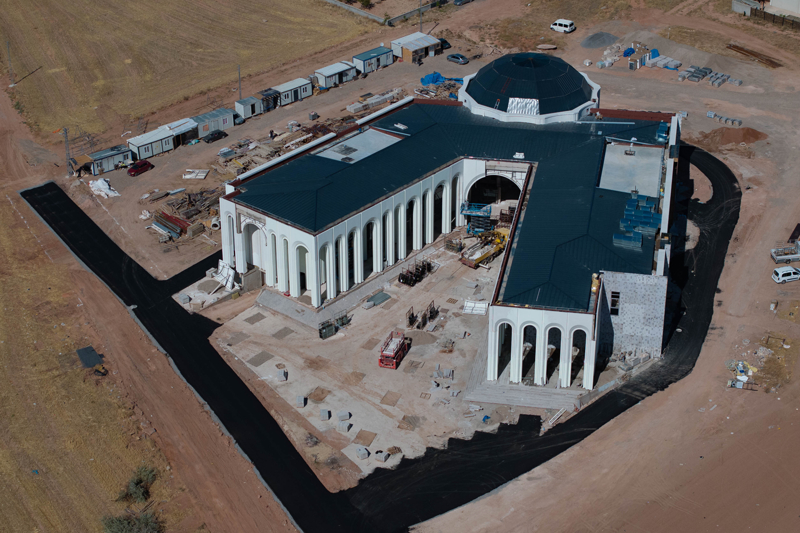 <p><b>- ALEV DEDELER DE SRECE DAHL OLDU</b></p><p><br></p><p>Horasan Erenleri Dernekler Federasyonu ve Alevi dedelerinin de proje srecine katk sunduunu dile getiren Yldrm, unlar syledi:</p>