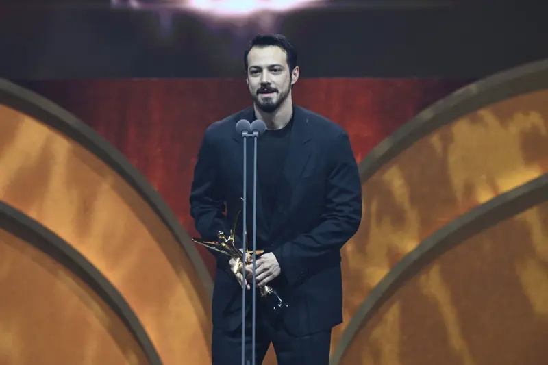<p>Mert Yazıcıoğlu</p>