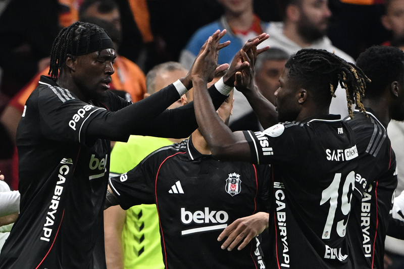 <p><b>SON 5 MAÇIN 3'ÜNÜ KAYBETTİ</b></p><p>Konyaspor'a konuk olduğu son beş Süper Lig maçının üçünü kaybeden Beşiktaş (2G), daha önceki toplam 19 ziyaretinde sadece iki mağlubiyet almıştı (7G 10B).</p>