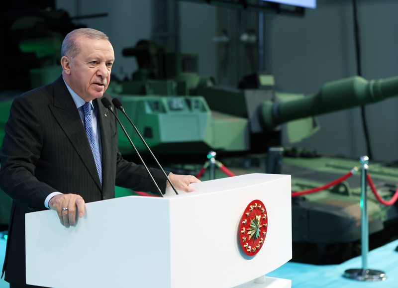 <p>Cumhurbaşkanı Recep Tayyip Erdoğan, Kahramankazan'da "BMC Ankara Tank ve Yeni Nesil Zırhlı Araçlar Üretim Tesisi Açılışı ve İlk Yeni Altay Tankları Teslimat Töreni"ne katıldı.</p>