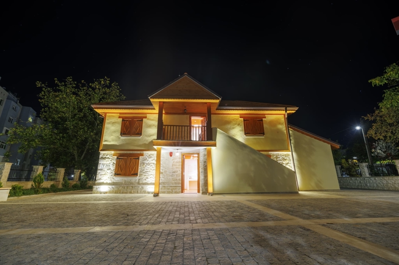 <p>Dünyaya adını altın harflerle yazdıran Naim Süleymanoğlu'nun azmi ve vefa dolu hikayesi, bu müzede gelecek kuşaklara aktarılacak.</p>