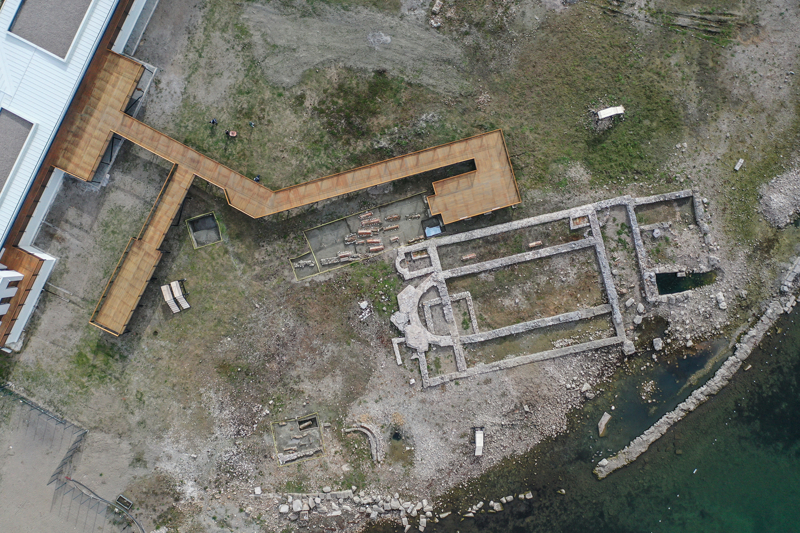 <p><b>Ziyaret ncesi yaplan hazrlklara deinen Usta, unlar paylat:</b></p><p><b><br></b></p><p>'Bu srete bazilikann oraya mze oluturulmas giriimlerimizle, Kltr ve Turizm Bakanmzn ve bakan yardmclarnn destekleriyle Mzeler Genel Mdrmzn destekleriyle tabii ki Cumhurbakanmzn himayesinde hzl ekilde 25 gnlk bir sre ierisinde u anda Papa'nn ziyaret edecei mekan oluturuldu. Bizler de insanlar buna hazrlamak, bu iin gerekten uluslararas bir turizm hareketi, znik iin byk deer olduunu anlatmak iin altk. Bu iin esasnda en zor taraf buydu.<b></b></p>