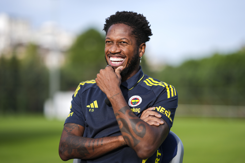 <p><b>FRED</b></p><p>Fenerbahçe'nin Brezilyalı yıldızı Fred için geçtiğimiz aylarda İngiliz basınından Everton iddiası gündeme gelmişti.</p>