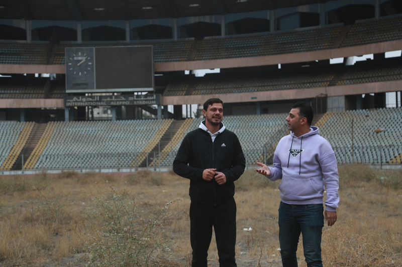 <p>Yak�n zamanda Suriye Milli Tak�m�'n� yeniden bu statta g�rmeyi umut etti�ini aktaran Tarrab, kendilerinin de bu s�recin destek�isi olacaklar�n� ifade etti.</p>