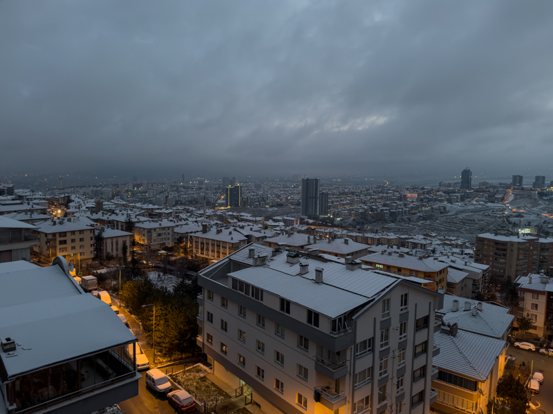 <p>Ankara'ya y�l�n ilk kar� ya�d�. </p>